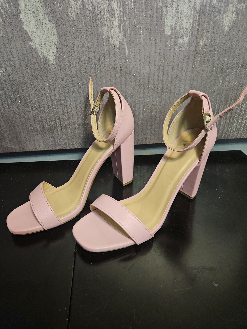 Chic Ankle-Strap Block Heels in Soft Pink